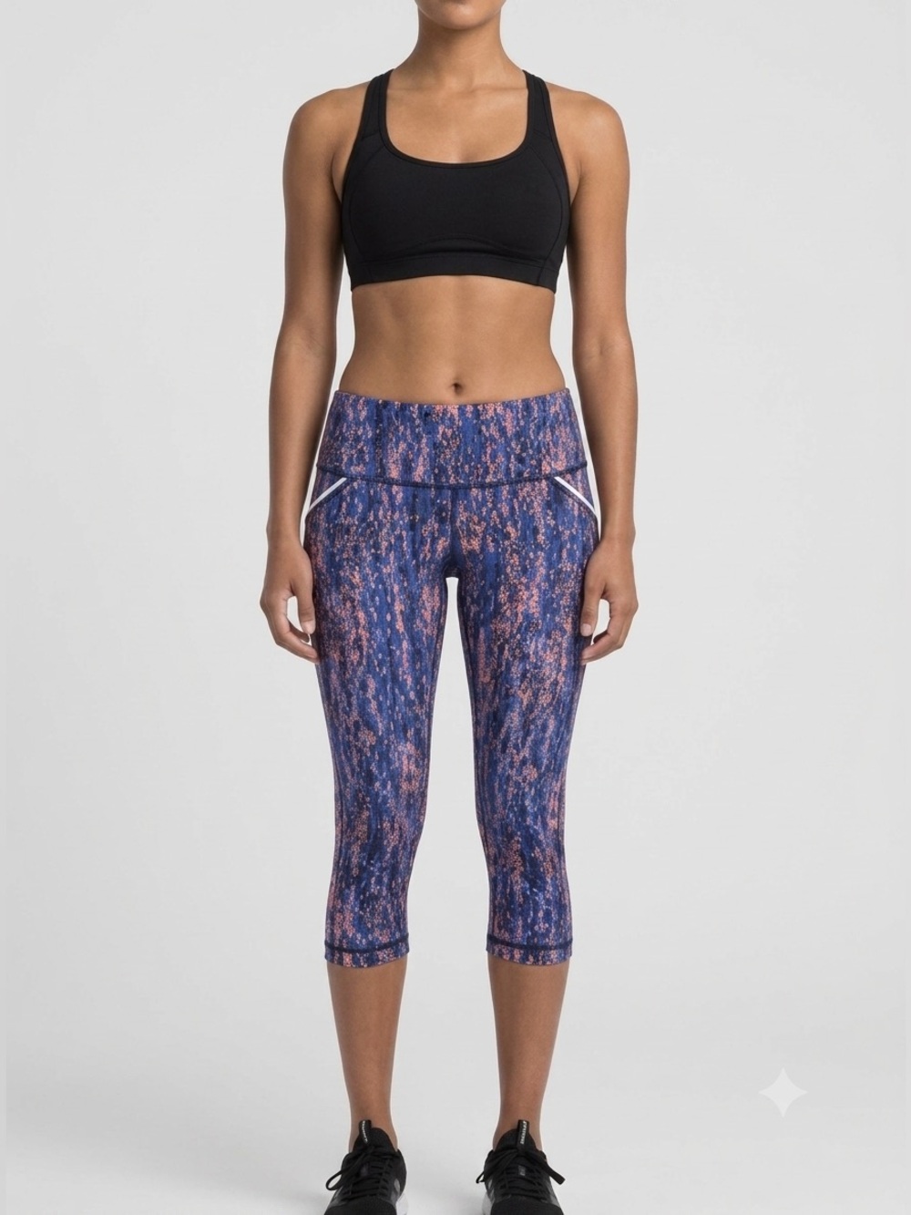 Athleta Capri Crop Legging Reptile Relay Abstract Printed Gym Workout Small